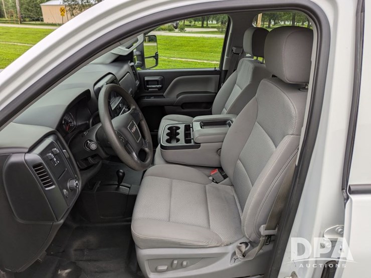 2016-gmc-sierra-pickup-(lt1366)-image-33
