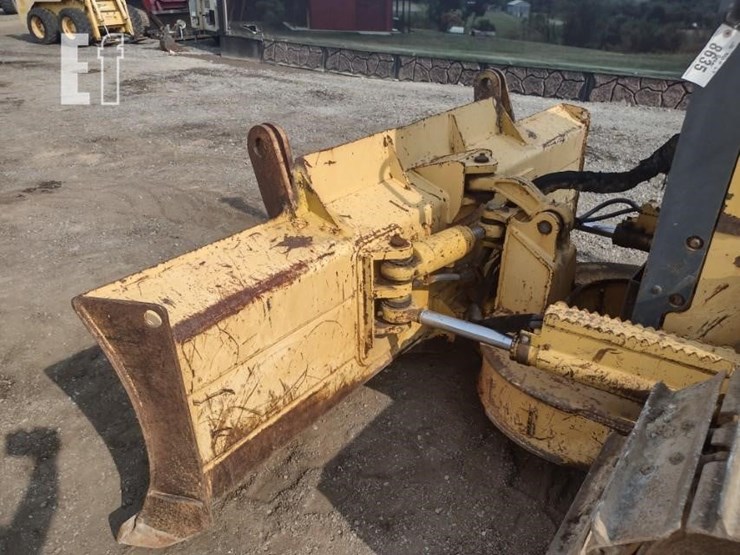 deere-550h-lt-image-16