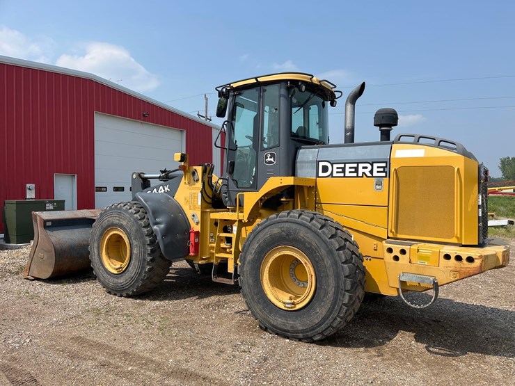 john-deere-644-image-5