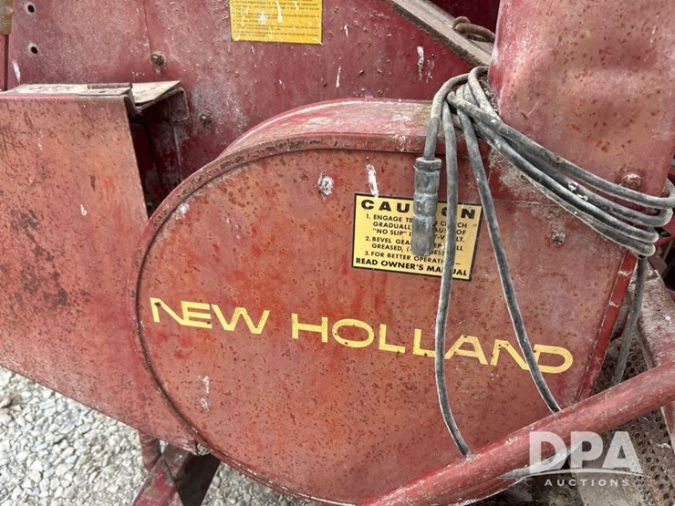 new-holland-354-image-16