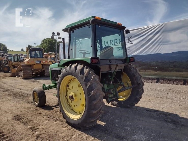 1989-john-deere-2555-image-27