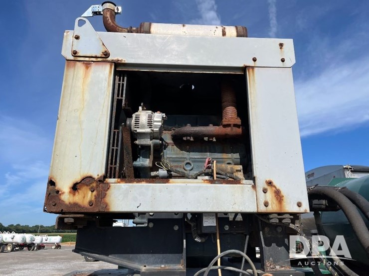 2014-b-b-dry-tender-trailer-(jn2475,-unit-30221)-image-64