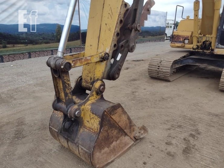 caterpillar-312-image-19