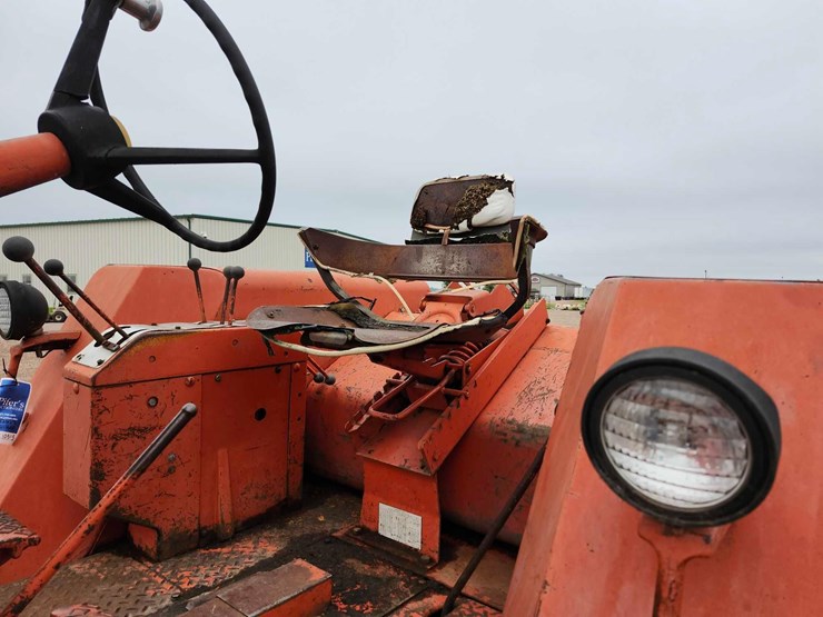 allis-chalmers-190-tractor-image-7