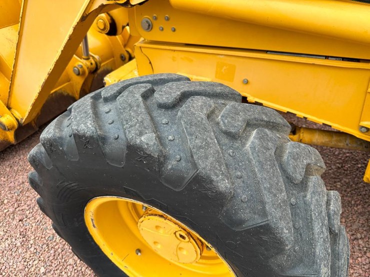 2006-deere-310sg-image-7