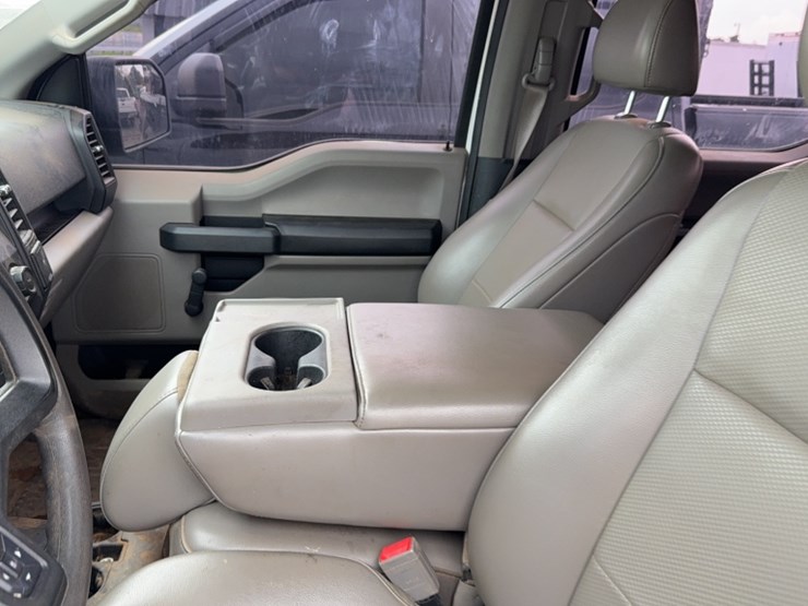 2019-ford-f150-image-18