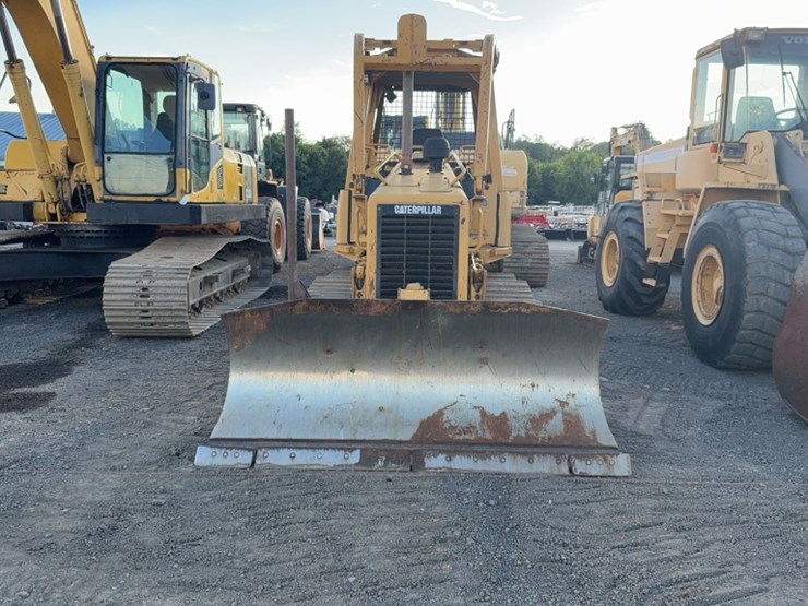 caterpillar-d3g-image-2