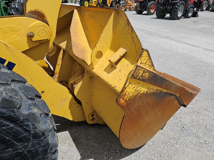 2018-komatsu-wa320-image-7