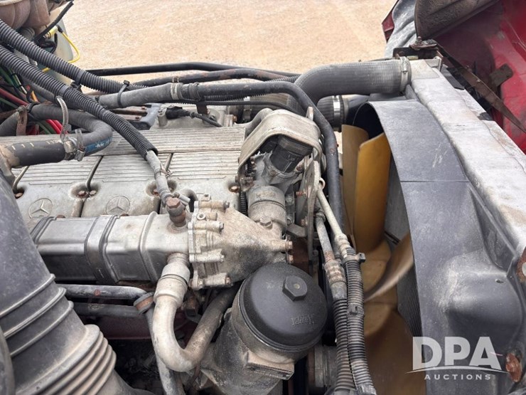 2006-freightliner-columbia-truck-(gp11008,-unit-414)-image-48