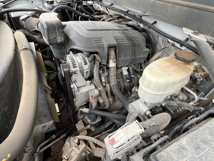 2015-chevrolet-silverado-2500hd-image-74