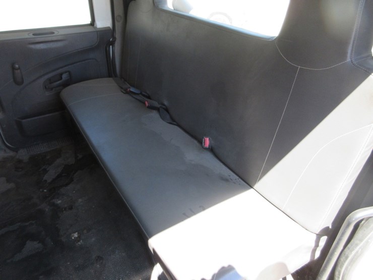 2014-international-durastar-4300-image-13