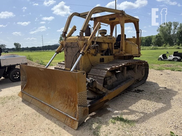 caterpillar-d6d-image-1
