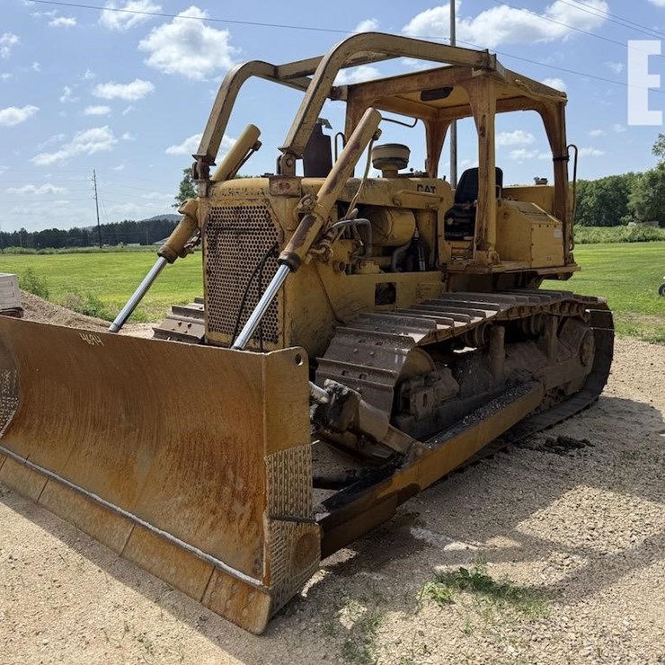 CATERPILLAR D6D
