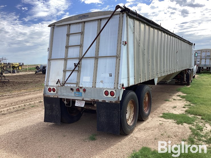 1988-merritt-grain-hopper-image-5