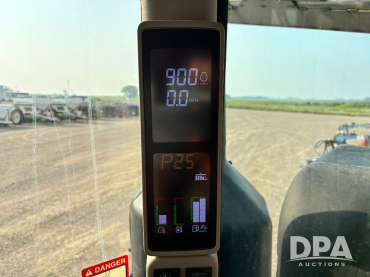 2019-john-deere-f4365-image-91