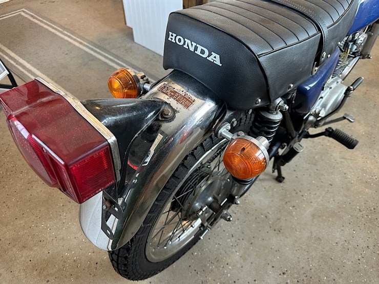 1972-honda-175-motorcycle-image-15