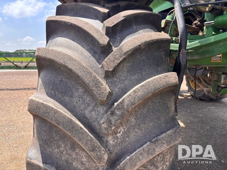2017-john-deere-r4045-image-82
