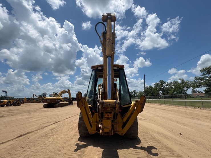 2003-caterpillar-420d-image-7