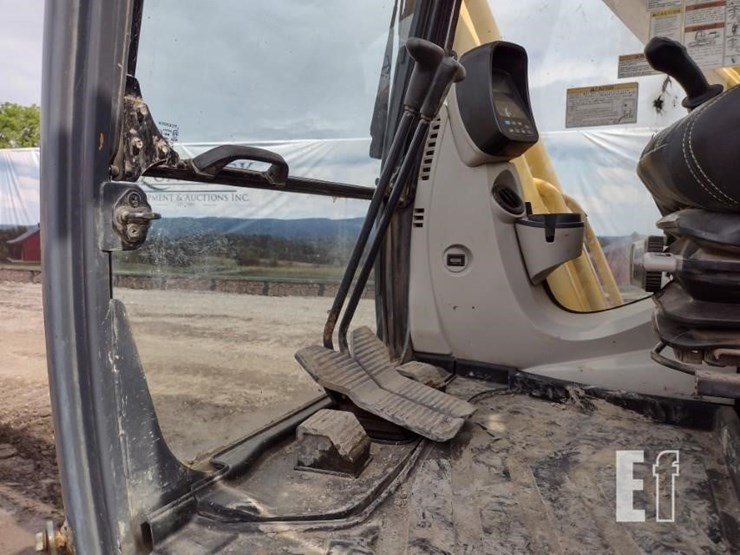 2011-kobelco-sk210-image-12