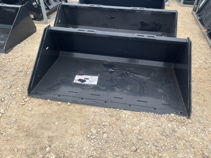 wolverine-66"-ss-track-bucket-image-2