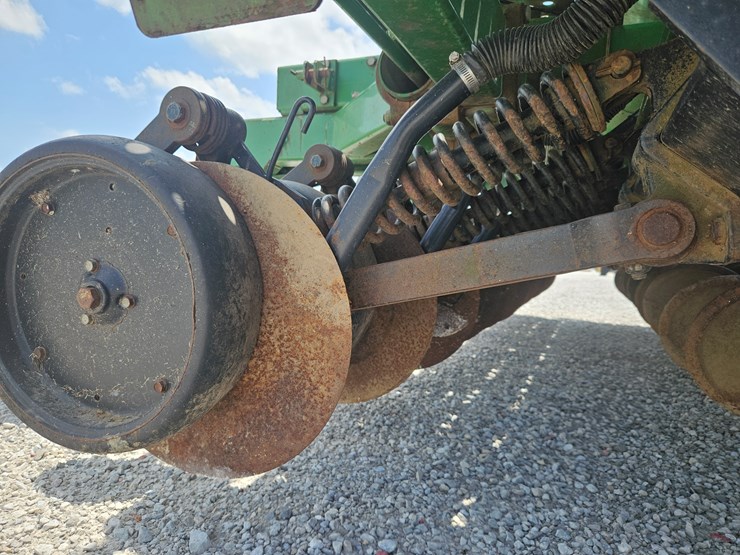2001-john-deere-1560-image-11