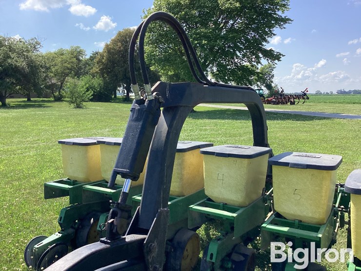 john-deere-7100-image-20