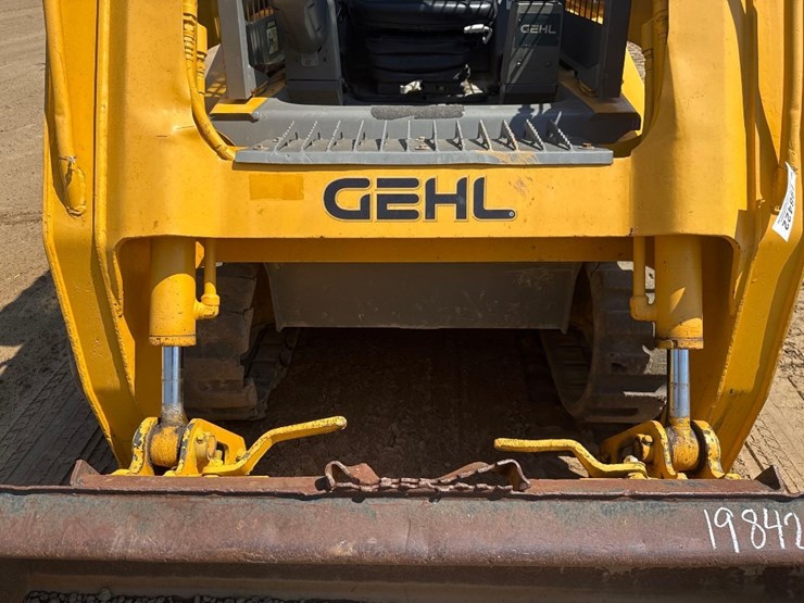 2005-gehl-ctl70-image-18