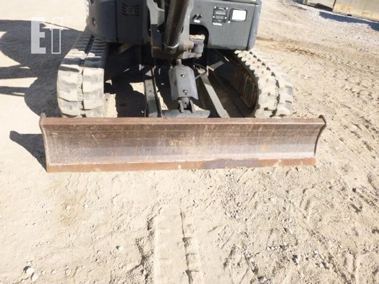 2017-bobcat-e35-image-19