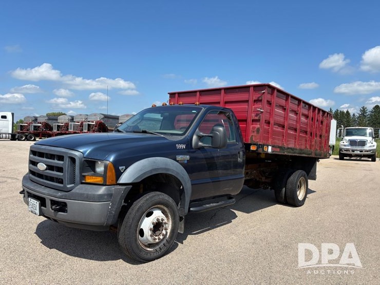 2006-ford-f450-image-1
