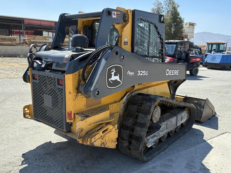 2020-deere-325g-image-3