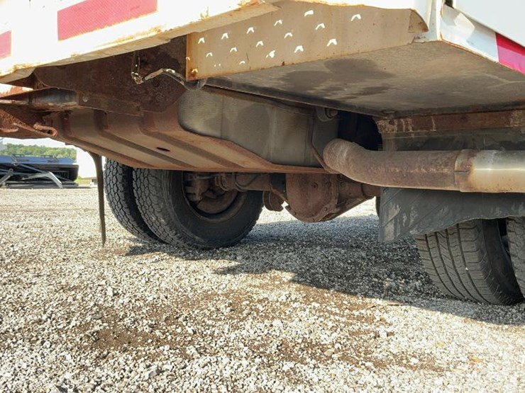 2006-ford-f350-image-25