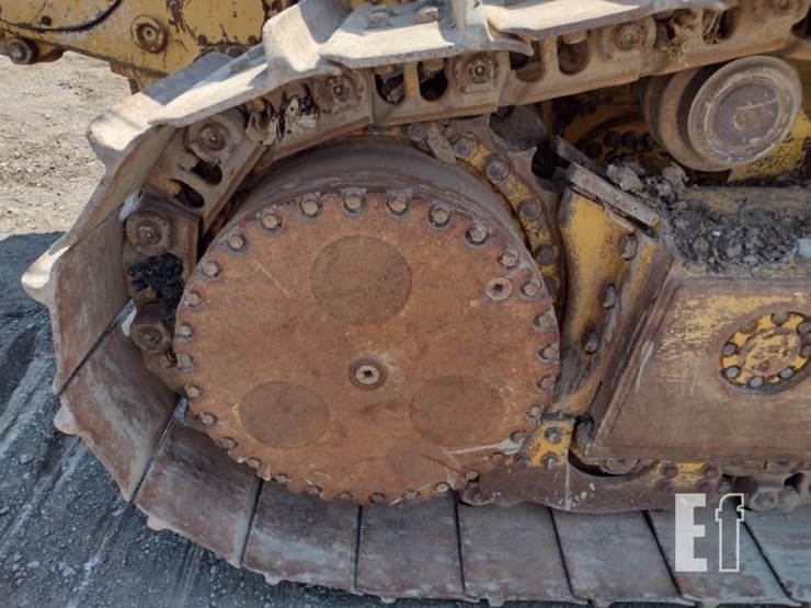 2019-deere-750k-lgp-image-32