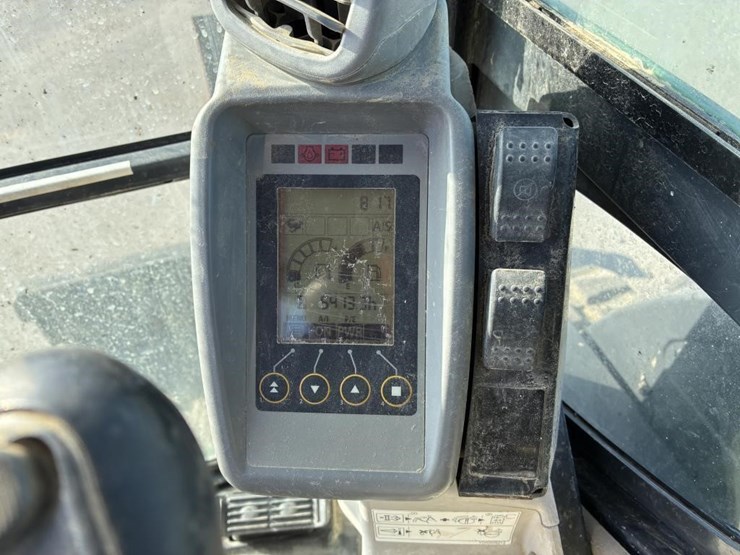 2014-deere-50g-image-25