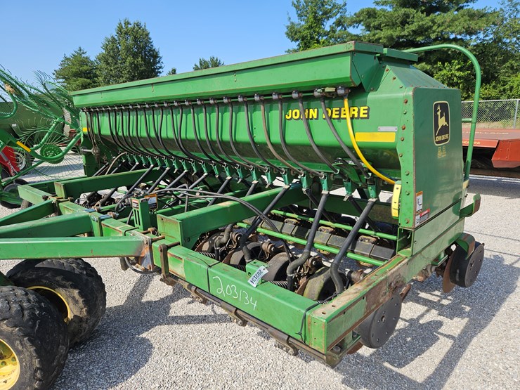 2001-john-deere-1560-image-10