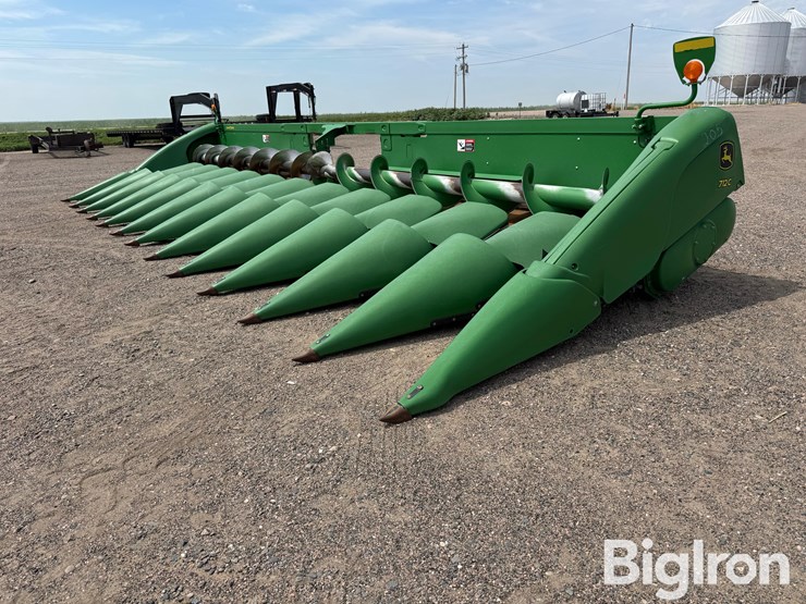 2020-john-deere-712c-image-1