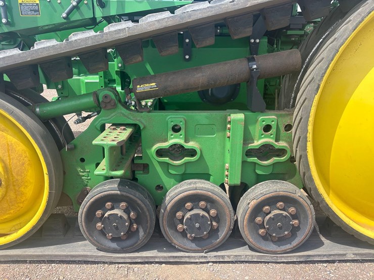2013-john-deere-8360rt-image-10