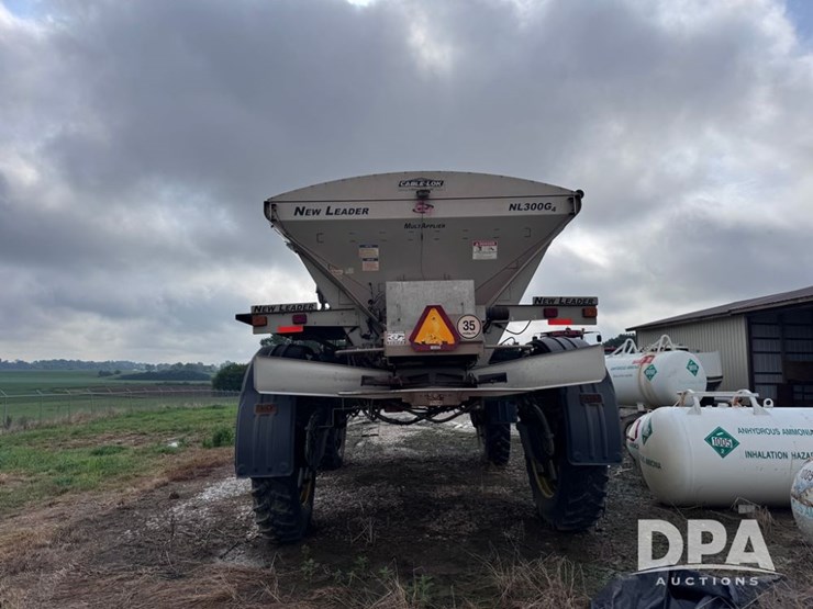 2017-john-deere-r4045-image-4