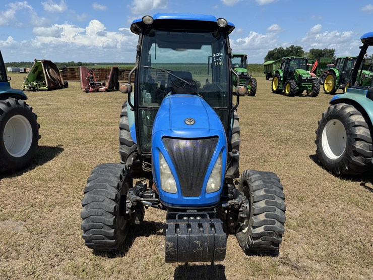 new-holland-boomer-47-image-3