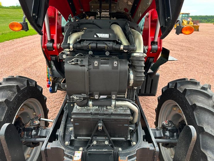 2023-case-ih-farmall-75a-image-39
