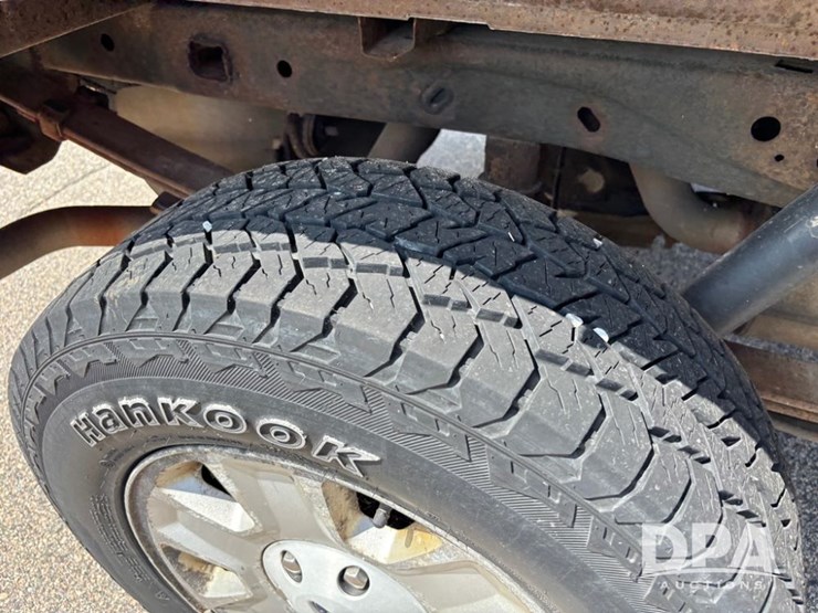 2011-ford-f150-image-39