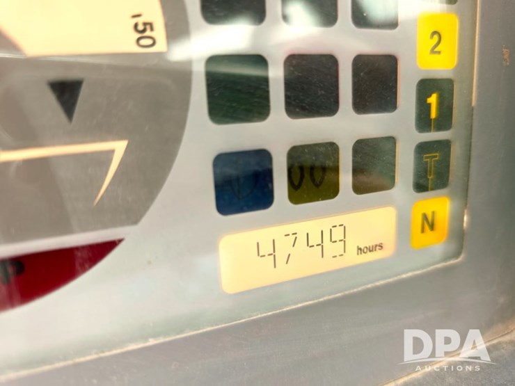 deere-244j-image-21