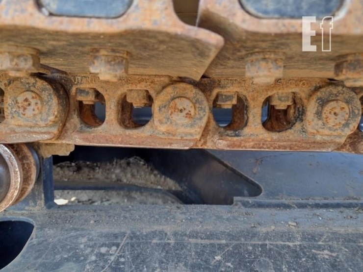 2023-caterpillar-310-image-43