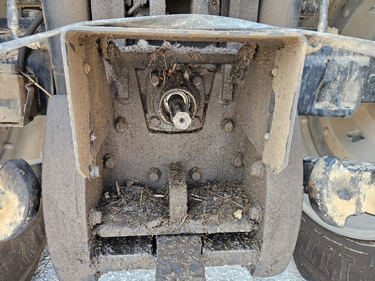 2007-agco-rt120a-image-13