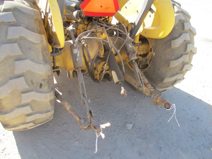 new-holland-545d-image-16