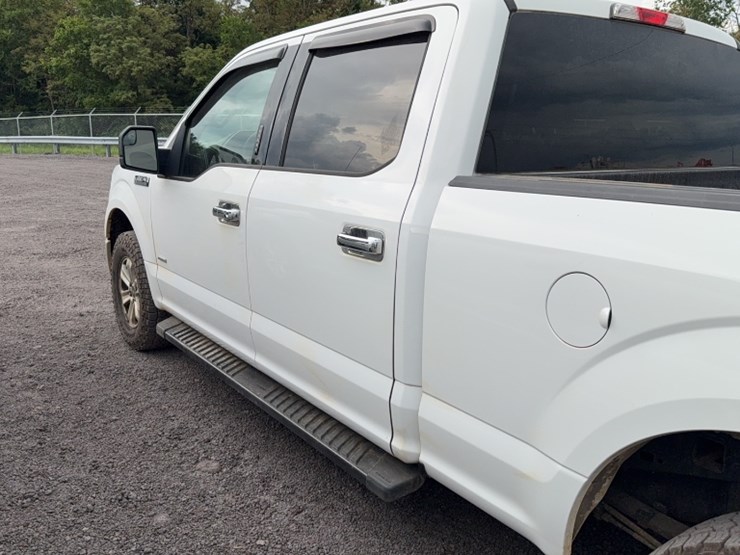 2016-ford-f150-image-11