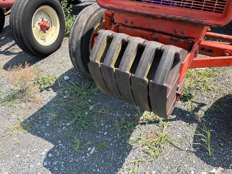 allis-chalmers-160-tractor-image-4