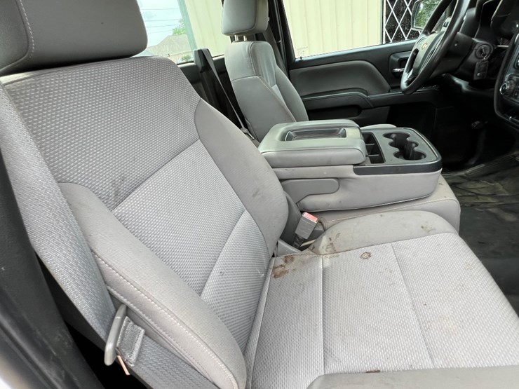 2015-chevrolet-silverado-2500hd-image-78