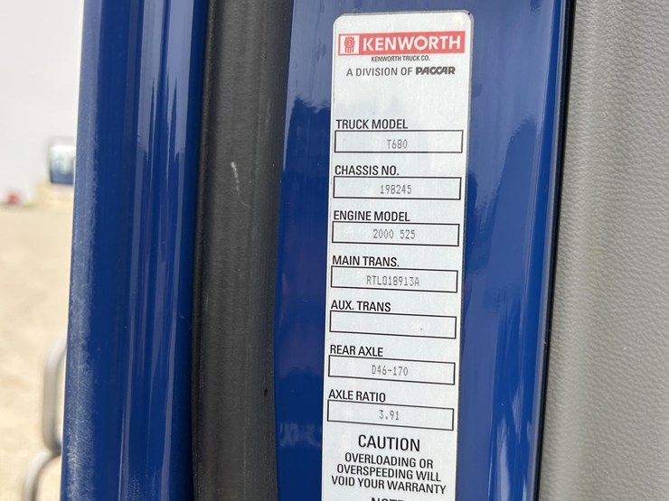 2018-kenworth-t680-image-15