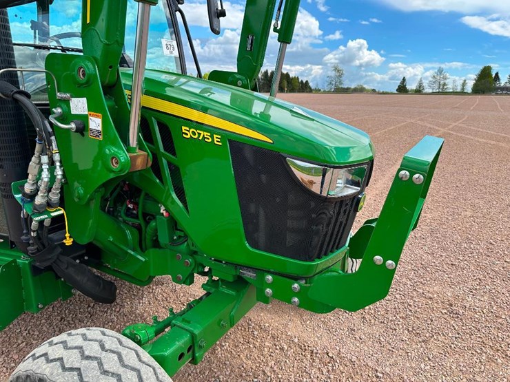 2020-john-deere-5075e-image-39