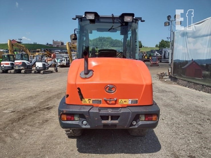 2018-kubota-r530-image-4